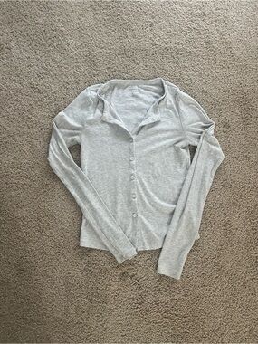 American Eagle Outfitters Light Gray Button-Down Top